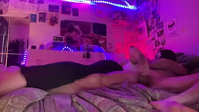 Snapshot of bukkakebae1 chatting on 11/14/25, 05:28 bukkakebae1 online show from 11/14/25, 05:28