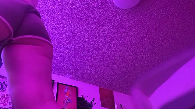 Snapshot of bukkakebae1 chatting on 11/26/25, 12:22 bukkakebae1 online show from 11/26/25, 12:22