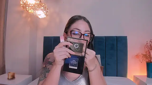 Emilywatsonn online show from 06/17/26, 01:30