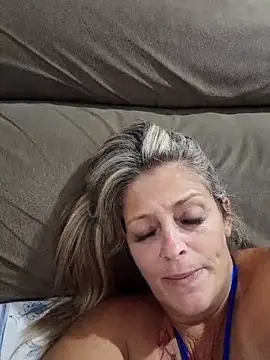 Snapshot of marcialoira chatting on 02/27/25, 12:13 marcialoira online show from 02/27/25, 12:13