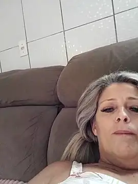 Snapshot of marcialoira chatting on 03/15/25, 05:15 marcialoira online show from 03/15/25, 05:15