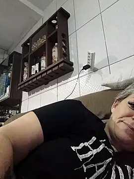 Snapshot of marcialoira chatting on 10/26/25, 10:25 marcialoira online show from 10/26/25, 10:25