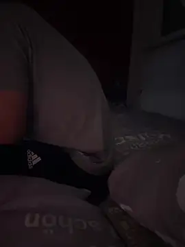 Snapshot of Bennyben8604 chatting on 01/12/25, 05:03 Bennyben8604 online show from 01/12/25, 05:03