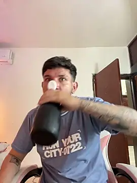 Lia sex69 online show from 03/16/25, 07:15