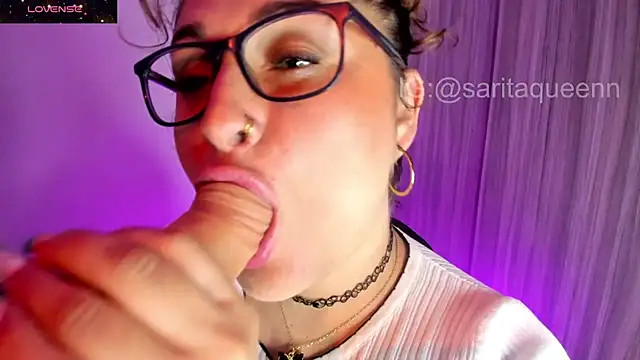 saara queen  online show from 11/18/25, 01:33