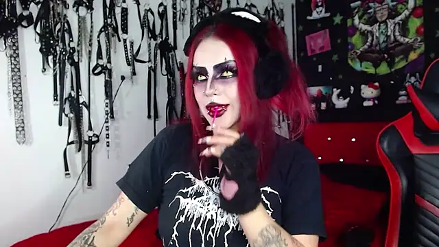 Snapshot of jannaink_ chatting on 12/23/24, 02:45 jannaink online show from 12/23/24, 02:45