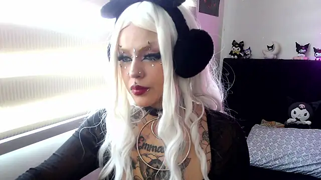 Snapshot of jannaink_ chatting on 02/06/25, 08:45 jannaink online show from 02/06/25, 08:45