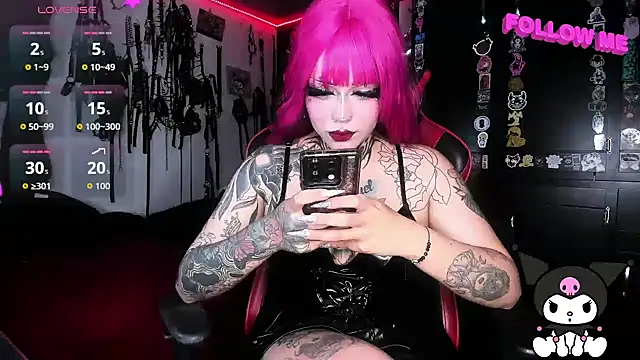 Snapshot of jannaink_ chatting on 09/24/25, 12:03 jannaink online show from 09/24/25, 12:03