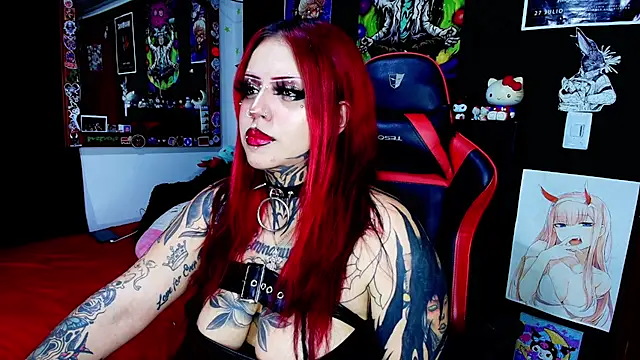 Snapshot of jannaink_ chatting on 06/25/26, 01:27 jannaink online show from 06/25/26, 01:27