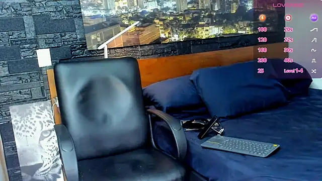Snapshot of thomas_santtos1 chatting on 03/02/25, 01:49 thomas santtos1 online show from 03/02/25, 01:49