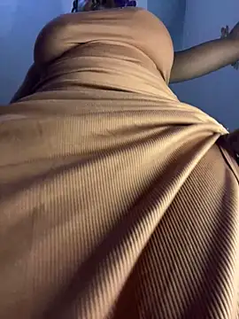 Snapshot of Cherrytowild chatting on 02/14/26, 11:51 Cherrytowild online show from 02/14/26, 11:51