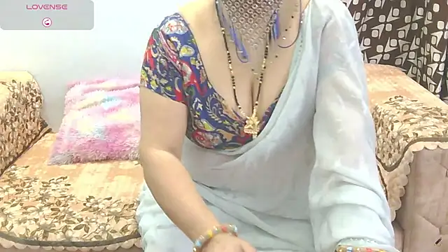 Snapshot of sheetaldave chatting on 03/03/25, 07:49 sheetaldave online show from 03/03/25, 07:49