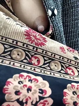 Aaradhya online show from 01/13/25, 01:02