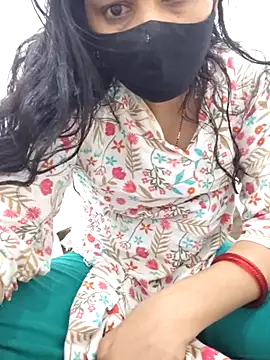 Aaradhya online show from 04/25/26, 01:25