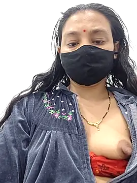 Aaradhya online show from 04/26/26, 01:14