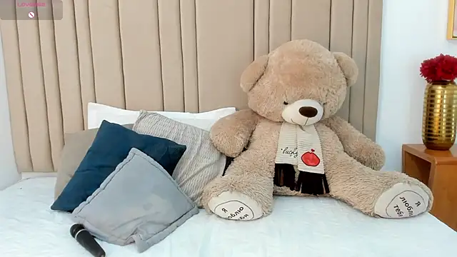 izadii online show from 04/27/26, 06:50