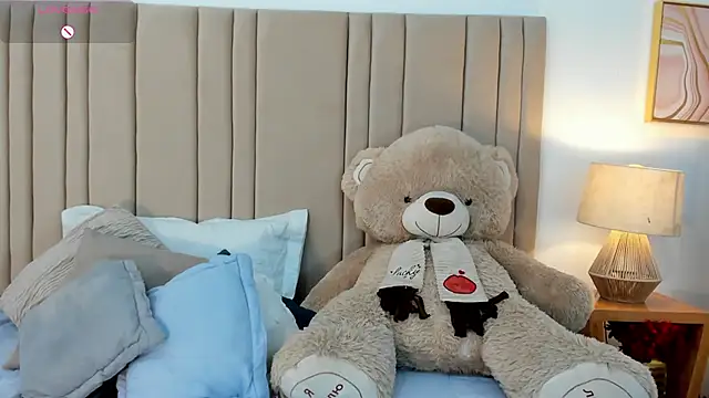 izadii online show from 05/09/26, 06:46