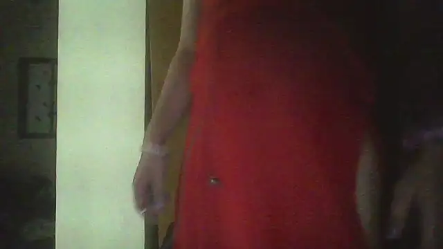 Snapshot of sexyindianbitchlilly chatting on 04/04/26, 04:15 sexyindianbitchlilly online show from 04/04/26, 04:15