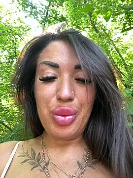 RuslanaXX online show from 06/17/26, 04:48