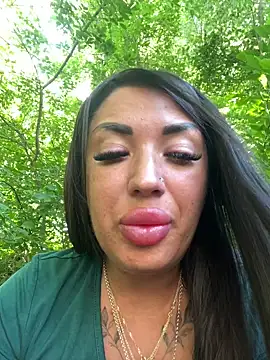 RuslanaXX online show from 06/19/26, 05:23