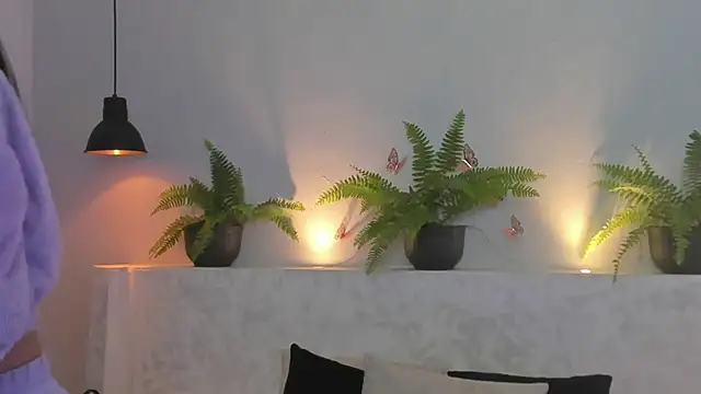 Snapshot of Valenn_smithh chatting on 03/14/25, 12:29 Valenn smithh online show from 03/14/25, 12:29