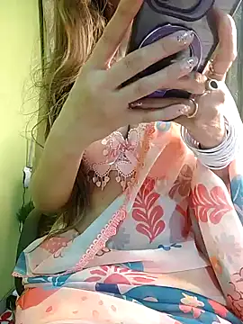 Snapshot of seductivegirl55 chatting on 02/03/25, 05:56 seductivegirl55 online show from 02/03/25, 05:56