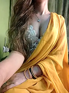 Snapshot of seductivegirl55 chatting on 02/20/25, 06:13 seductivegirl55 online show from 02/20/25, 06:13