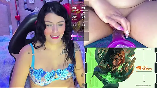 Snapshot of ValentinaGames chatting on 02/10/26, 04:38 ValentinaGames online show from 02/10/26, 04:38