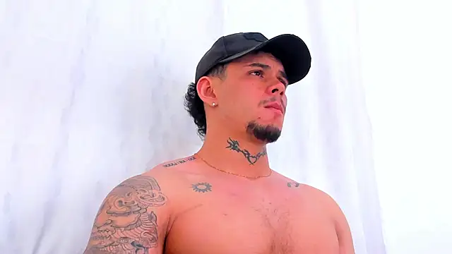 NoahhBrown online show from 10/11/25, 06:01