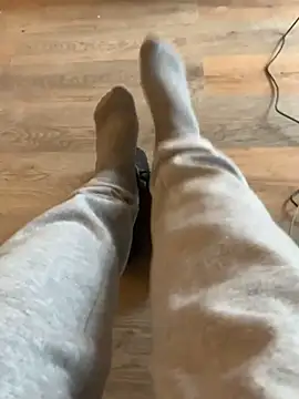 Snapshot of footsy35 chatting on 03/31/26, 08:04 footsy35 online show from 03/31/26, 08:04