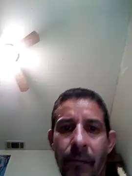 Snapshot of LongDickZee562 chatting on 02/22/25, 11:57 LongDickZee562 online show from 02/22/25, 11:57