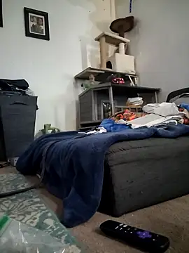 Snapshot of LongDickZee562 chatting on 10/18/25, 06:19 LongDickZee562 online show from 10/18/25, 06:19