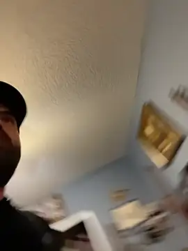 Onesieboy4daddys online show from 06/18/26, 04:00