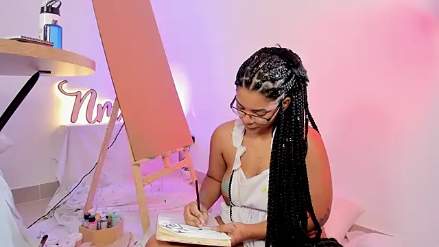 Nicolemorelli2 online show from 02/22/25, 09:48