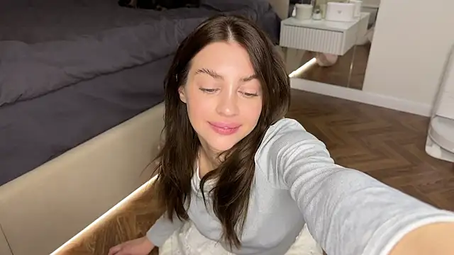 Elsa Ice online show from 01/06/25, 04:58