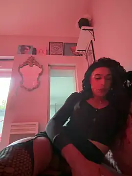 Snapshot of Samia31 chatting on 04/13/26, 06:24 Samia31 online show from 04/13/26, 06:24