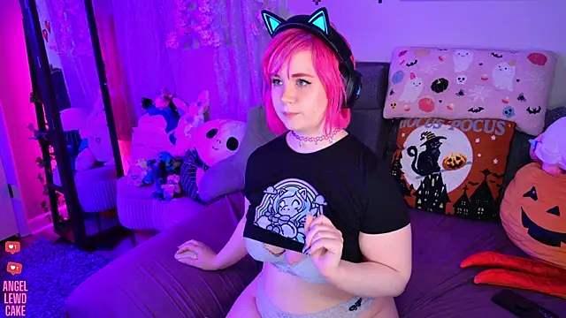 Snapshot of Angel-Lewd-Cake chatting on 05/08/26, 07:52 Angel-Lewd-Cake online show from 05/08/26, 07:52