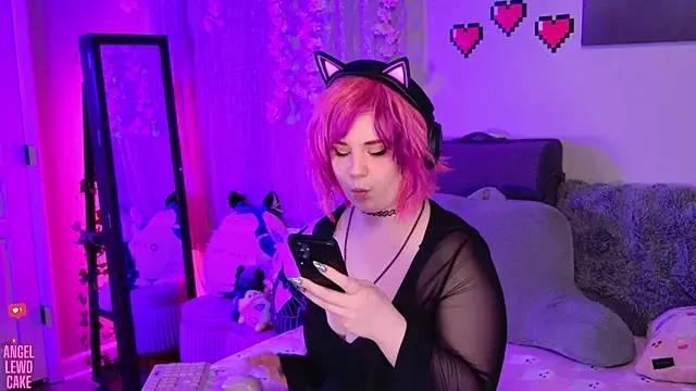 Snapshot of Angel-Lewd-Cake chatting on 06/11/26, 12:54 Angel-Lewd-Cake online show from 06/11/26, 12:54