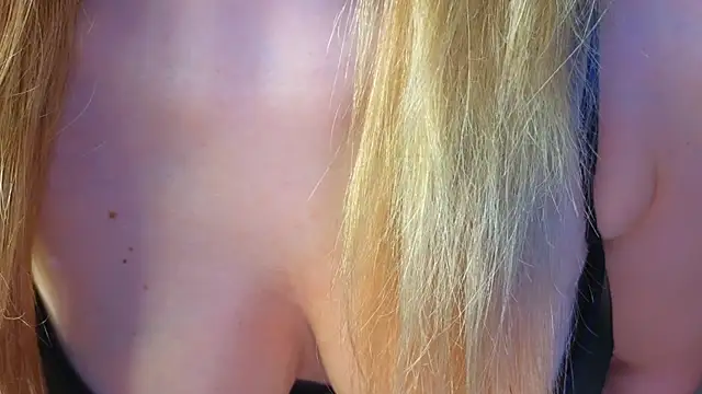 Lina-hill online show from 01/24/25, 12:41