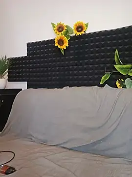 Stefania PT online show from 06/18/26, 07:41
