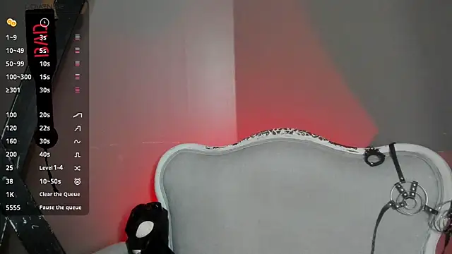 Alana Jones  online show from 01/03/25, 03:33