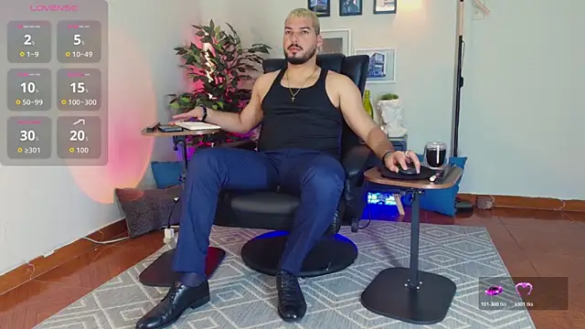 Snapshot of HenryBenso chatting on 02/26/26, 04:50 HenryBenso online show from 02/26/26, 04:50