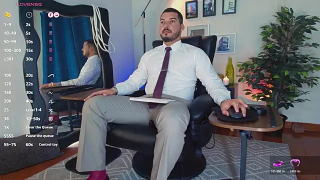 Snapshot of HenryBenso chatting on 03/27/26, 06:51 HenryBenso online show from 03/27/26, 06:51