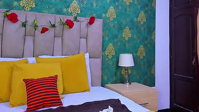 SuzanSmithh online show from 11/12/25, 11:21