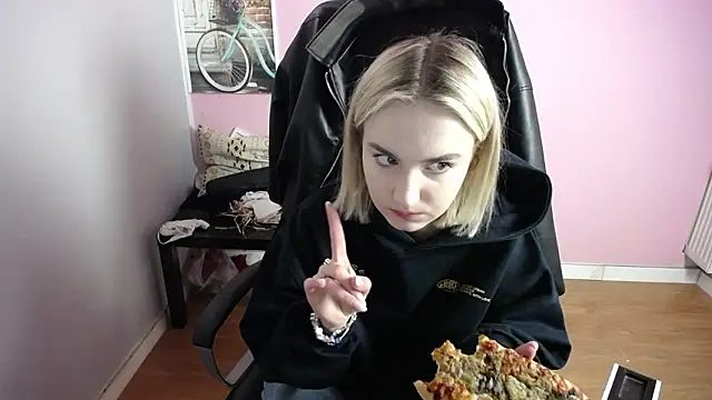 viktoria lovely online show from 03/26/26, 08:53