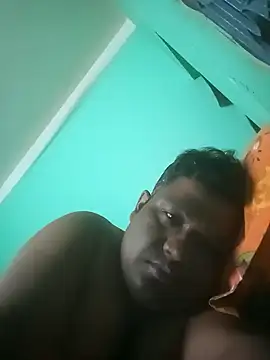 Snapshot of ssamit0808 chatting on 12/19/24, 04:57 ssamit0808 online show from 12/19/24, 04:57