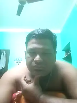 Snapshot of ssamit0808 chatting on 01/05/25, 09:03 ssamit0808 online show from 01/05/25, 09:03