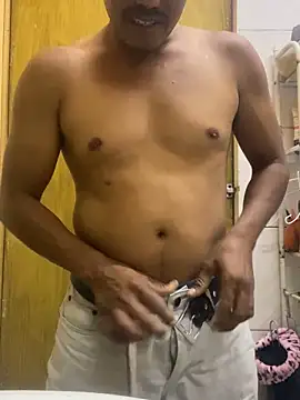 Snapshot of negro15cm17 chatting on 02/17/25, 01:21 negro15cm17 online show from 02/17/25, 01:21