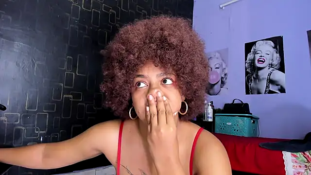 Alika01 online show from 02/14/25, 08:05