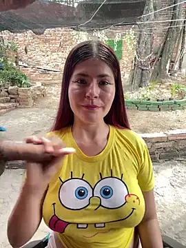 Snapshot of Hotnightsexxx chatting on 10/23/25, 06:39 Hotnightsexxx online show from 10/23/25, 06:39